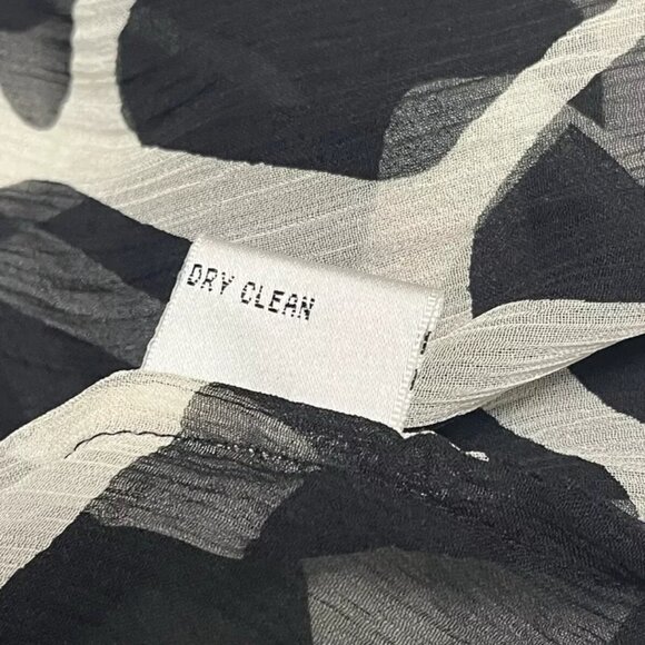 Talbots Pure Silk Shirt 18 Sheer Button Bell Long Sleeve Black White Abstract - Picture 8 of 8